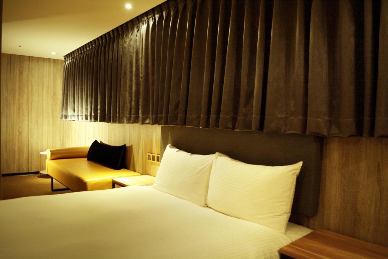 Taipei Heroes Square Hotel Exterior photo